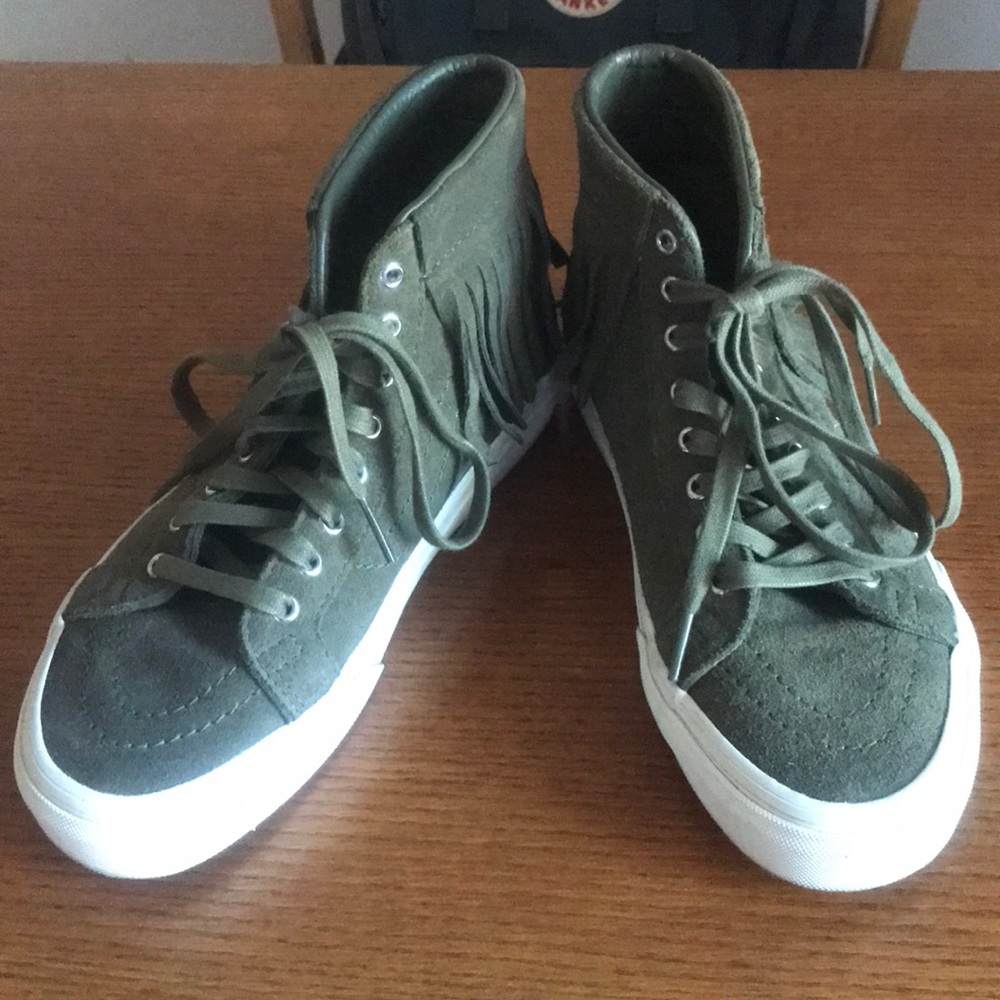 Vans Sk8-Hi Fringe Sneakers